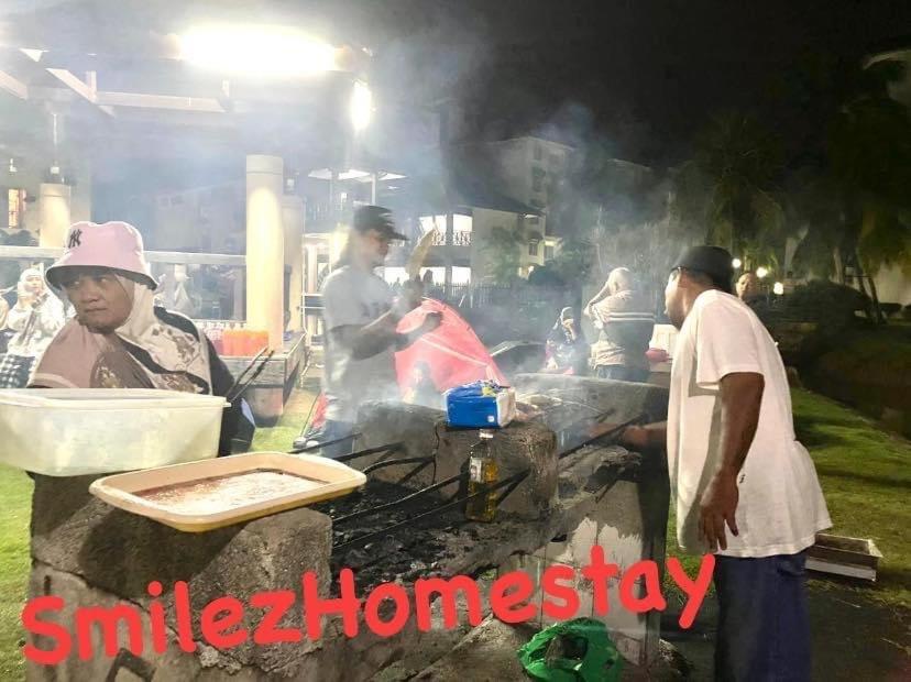 Smilez Homestay H102 & A306 At Pd Perdana Kondo Resort Port Dickson Exterior foto